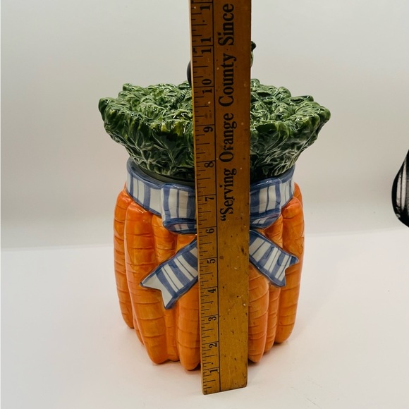 Fitz and Floyd Carrot and Eggplant Cookie Jar - Green, Orange, Blue - Picture 3 of 8